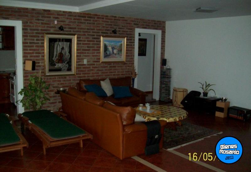 Casas - Funes - Venta