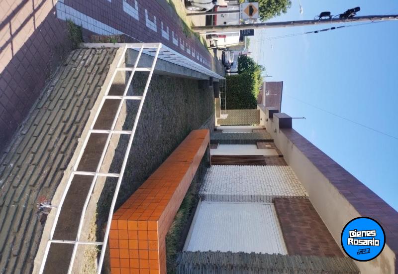 Casas - Capitan Bermudez - Venta