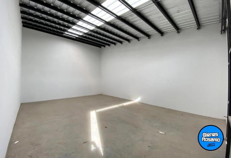 Galpones / Depósitos - Rosario - Venta