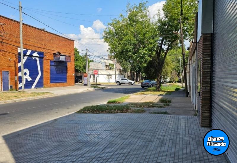 Galpones / Depósitos - Rosario - Venta