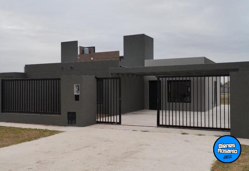 Casas - Funes - Venta