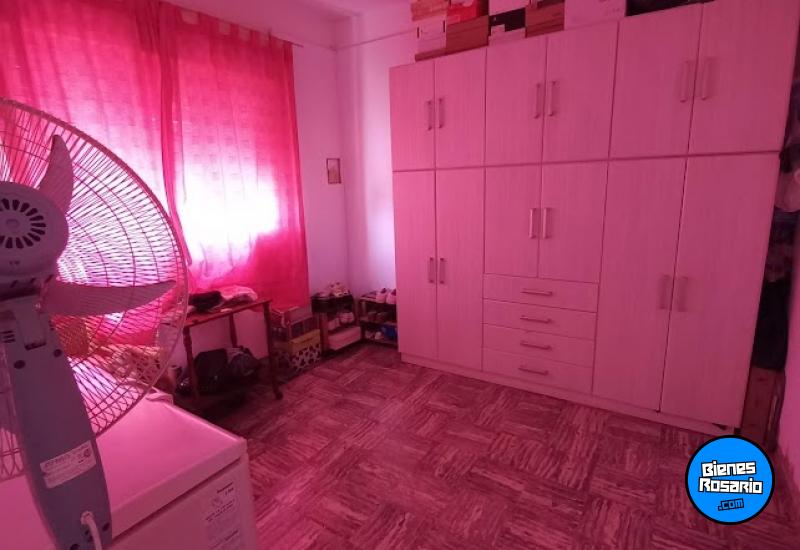 Casas - Huges - Venta