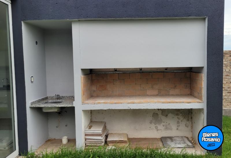 Casas - Funes - Venta