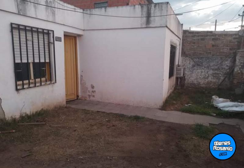 Casas - Rosario -  Alquiler