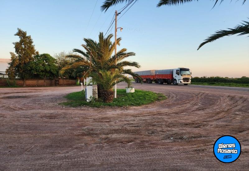 Galpones / Depósitos - Otra Ciudad - Venta