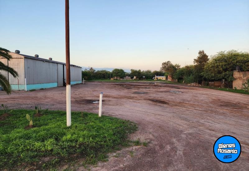 Galpones / Depósitos - Otra Ciudad - Venta