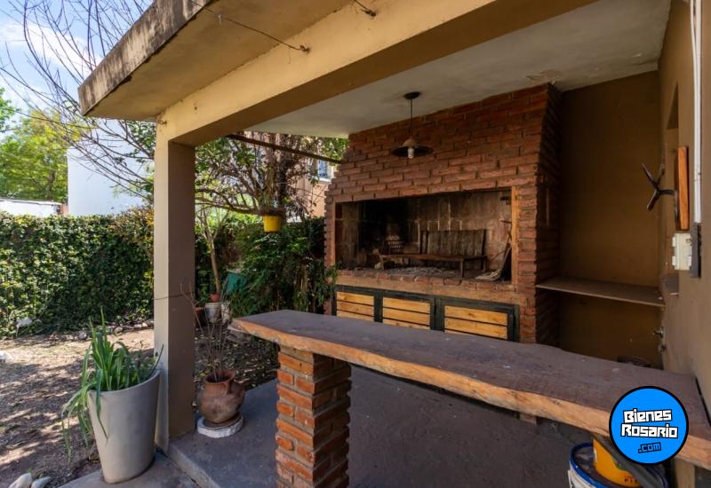 Casas - Funes - Venta