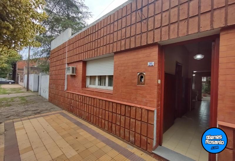 Casas - Peyrano - Venta