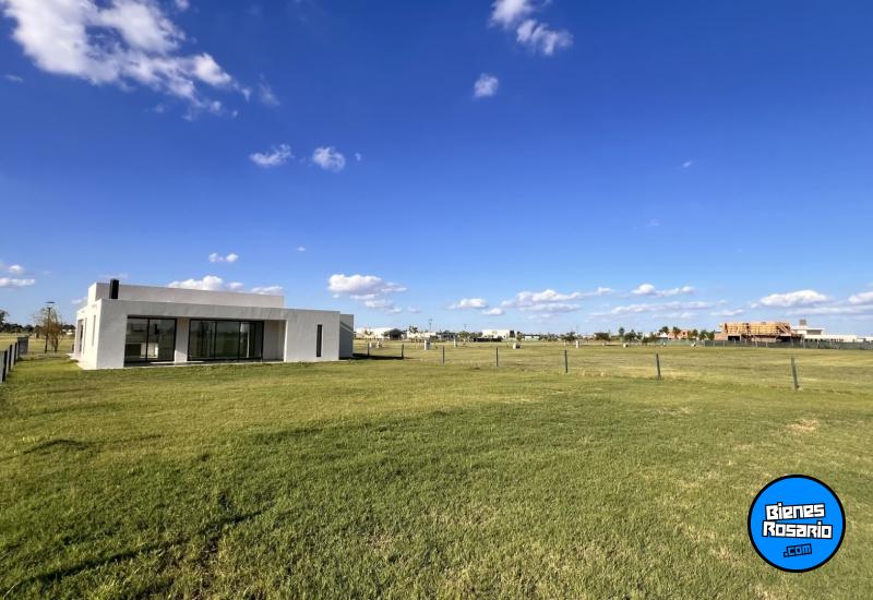 Casas - Funes - Venta