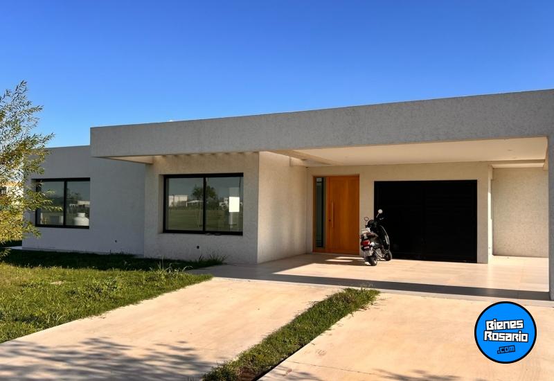 Casas - Funes - Venta