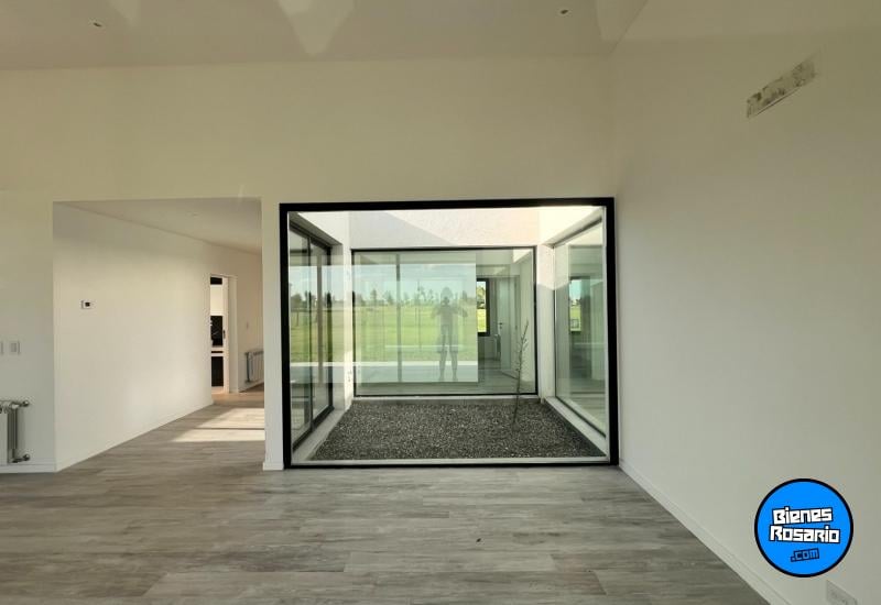 Casas - Funes - Venta