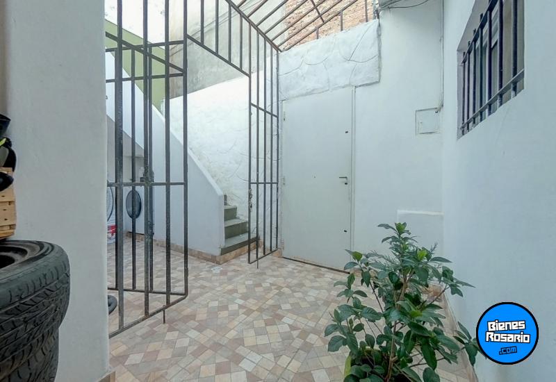 Departamentos de pasillo - Rosario - Venta