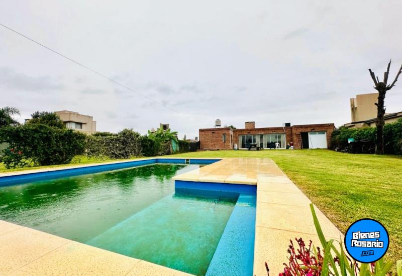 Casas - Funes - Venta
