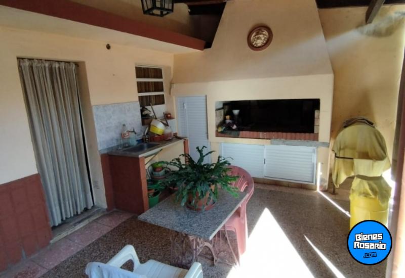 Casas - Alvarez - Venta