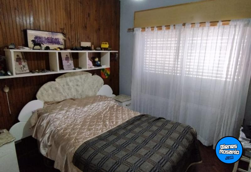 Casas - Alvarez - Venta