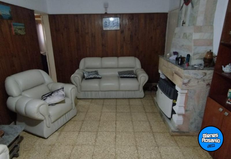 Casas - Alvarez - Venta