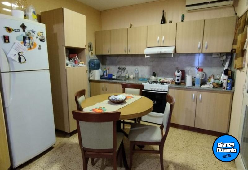Casas - Alvarez - Venta
