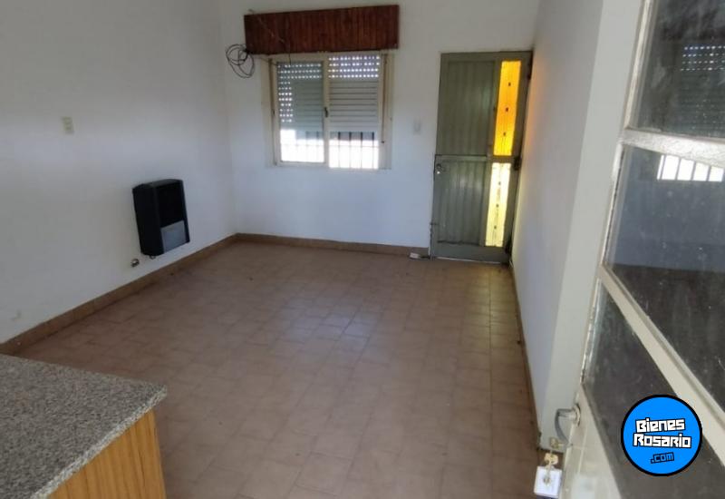 Casas - Alvarez - Venta
