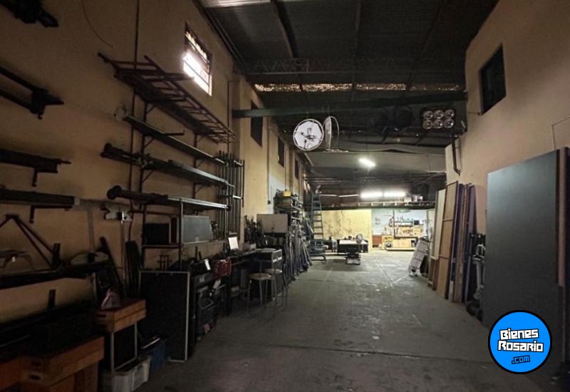 Galpones / Depósitos - Rosario - Venta