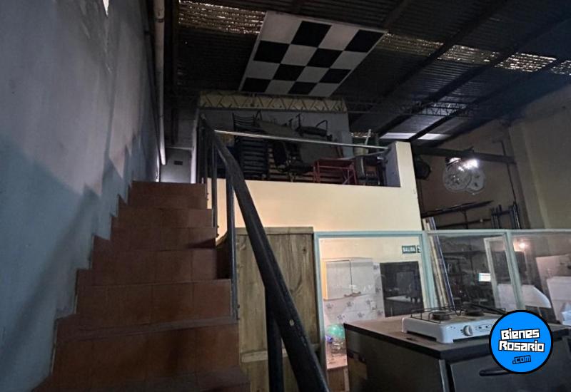 Galpones / Depósitos - Rosario - Venta