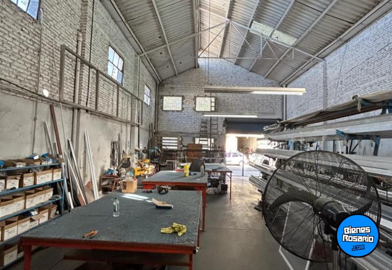 Galpones / Depósitos - Rosario - Venta