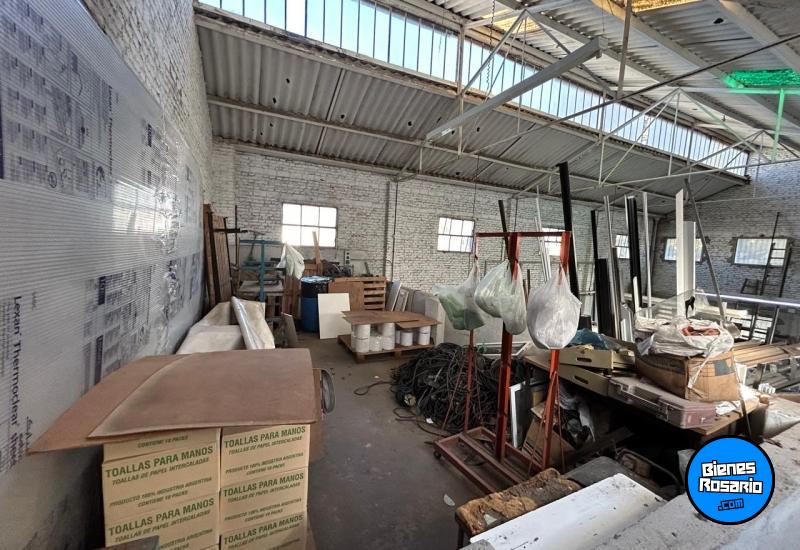 Galpones / Depósitos - Rosario - Venta