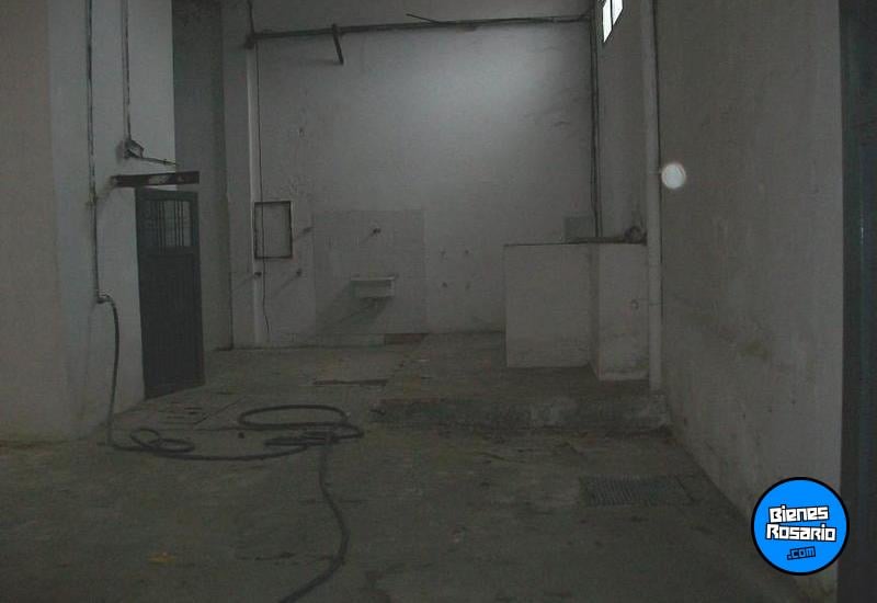Galpones / Depósitos - Rosario - Venta