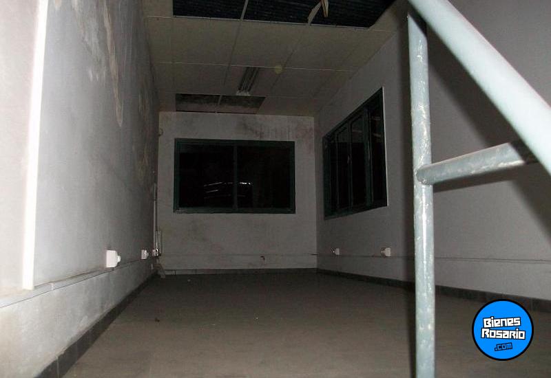 Galpones / Depósitos - Rosario - Venta