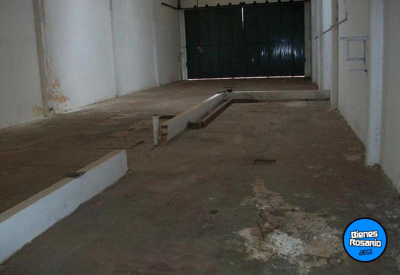 Galpones / Depósitos - Rosario - Venta
