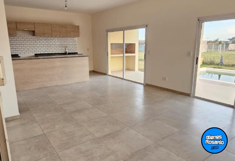 Casas - Funes - Venta