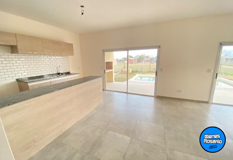 Casas - Funes - Venta