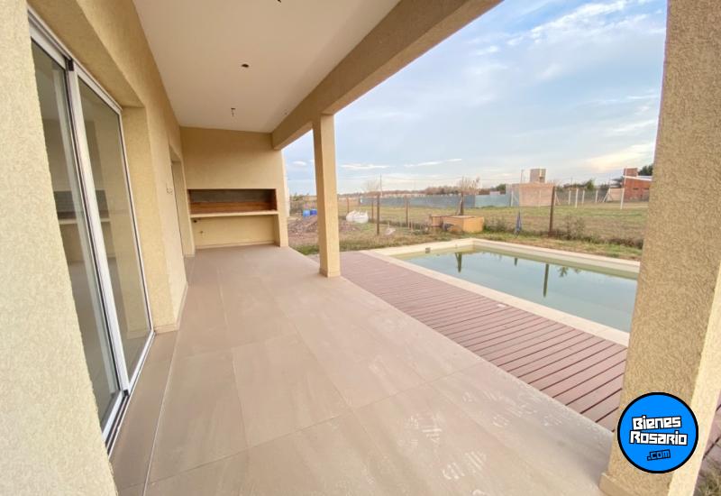Casas - Funes - Venta