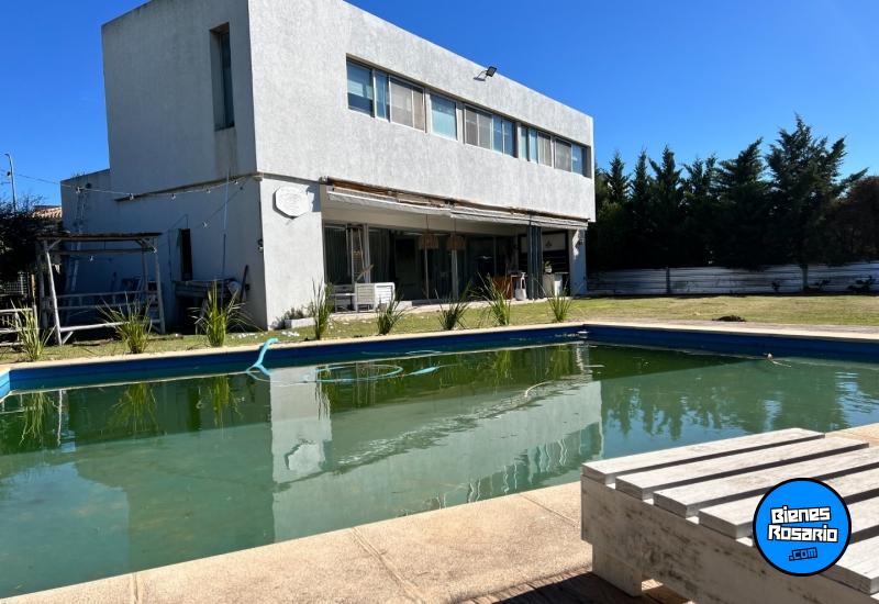 Casas - Funes - Venta