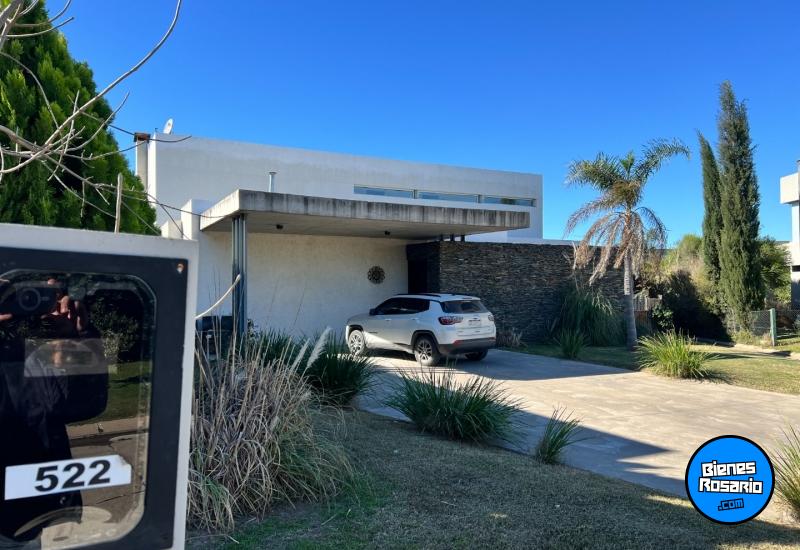 Casas - Funes - Venta