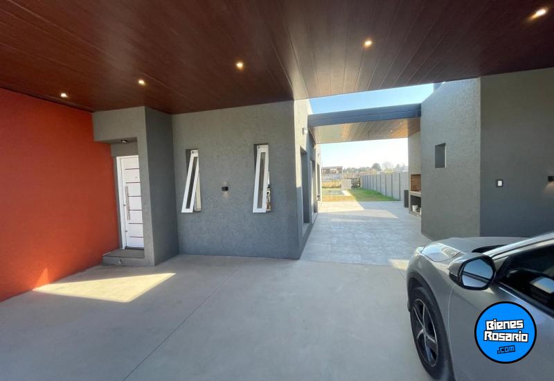 Casas - Funes - Venta