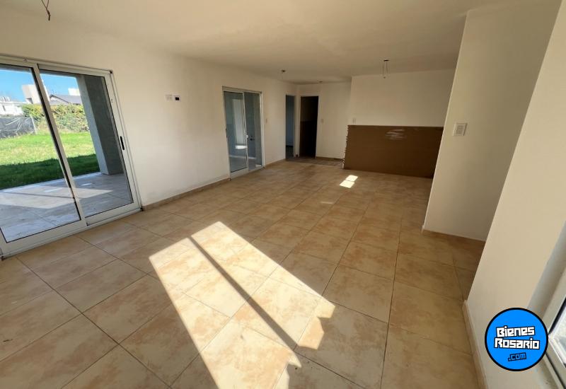 Casas - Funes - Venta