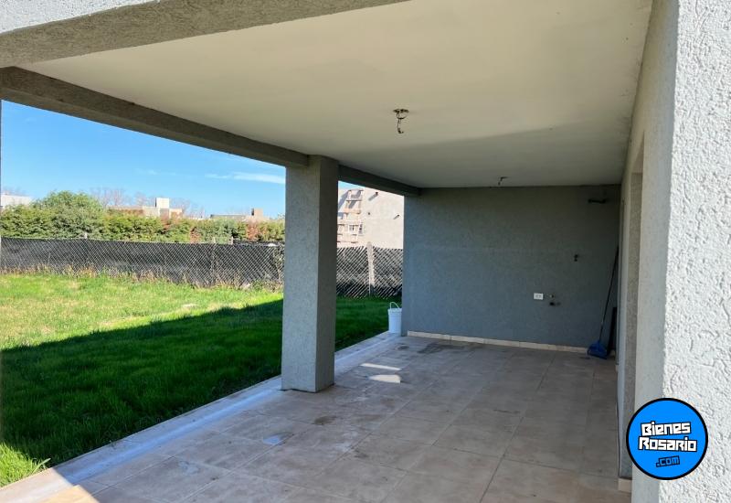 Casas - Funes - Venta