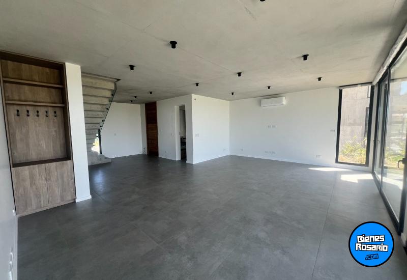 Casas - Funes - Venta