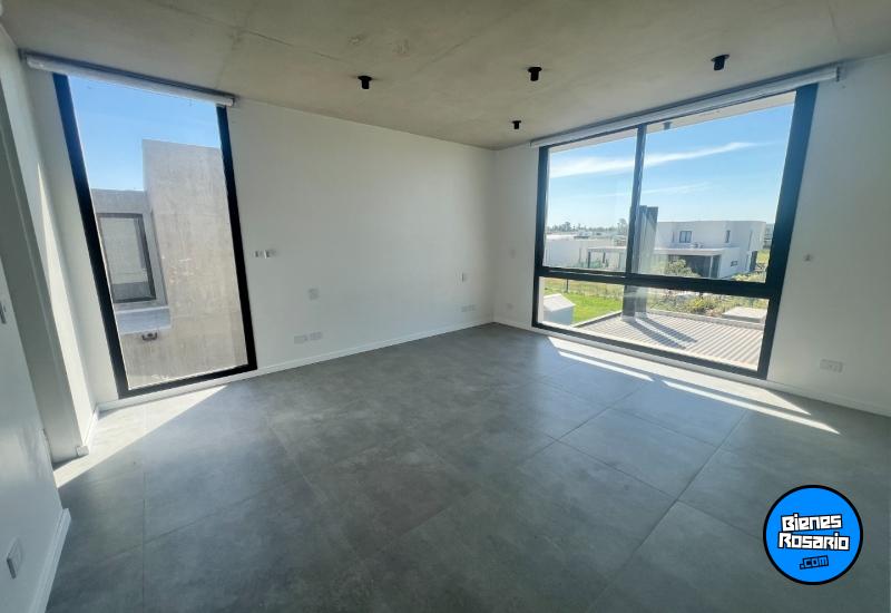 Casas - Funes - Venta