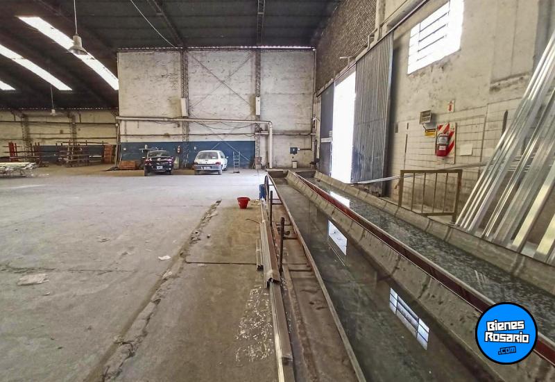 Galpones / Depósitos - Rosario - Venta