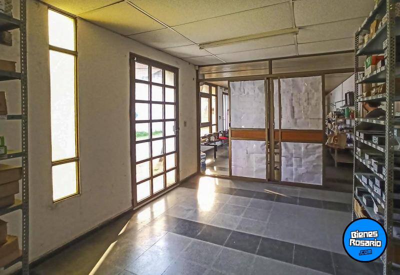 Galpones / Depósitos - Rosario - Venta