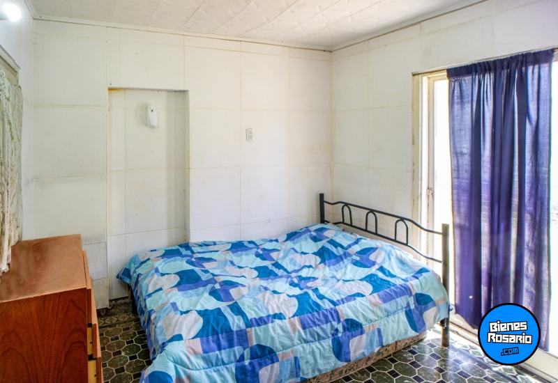 Casas - Alvarez - Venta