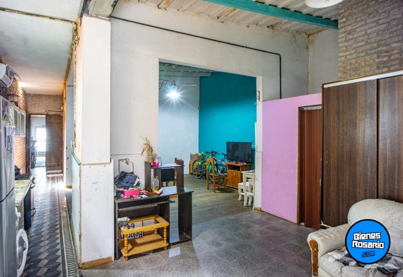 Casas - Alvarez - Venta