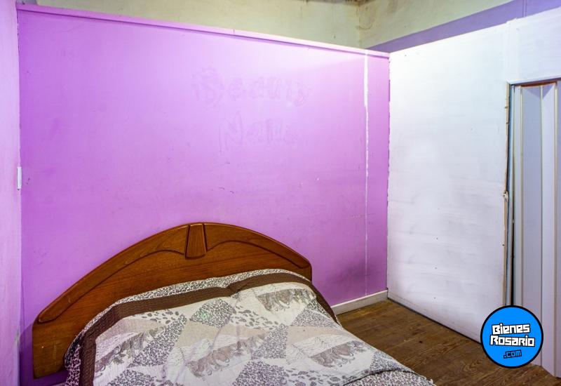 Casas - Alvarez - Venta