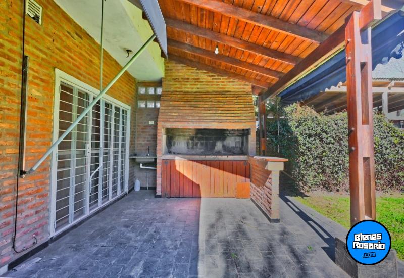 Casas - Funes - Venta