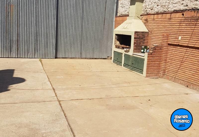Galpones / Depósitos - Rosario - Venta