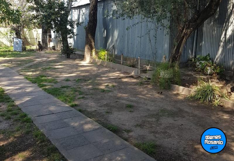 Galpones / Depósitos - Rosario - Venta