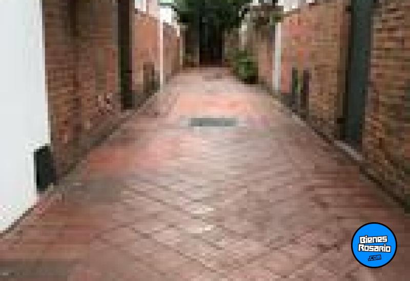 Departamentos de pasillo - Rosario - Venta