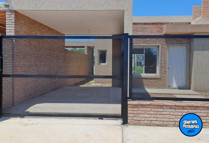 Casas - Pueblo Esther - Venta