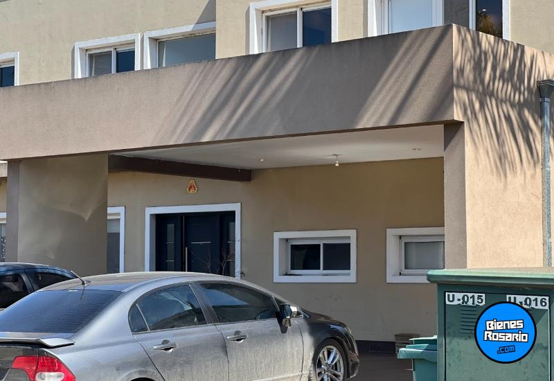 Casas - Funes - Venta